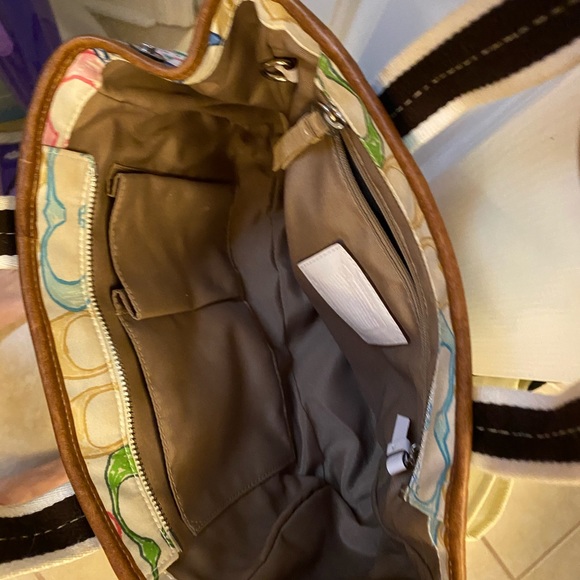 Coach purse - Picture 2 of 3